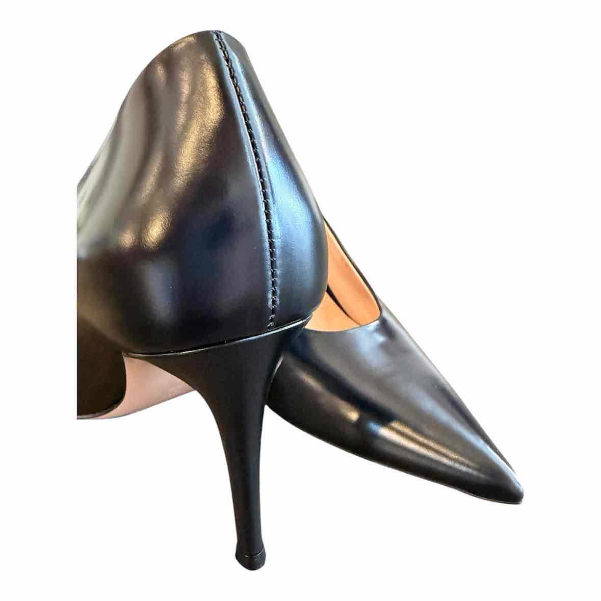 Gianvito Rossi Black Size 39 Robbie Heels
