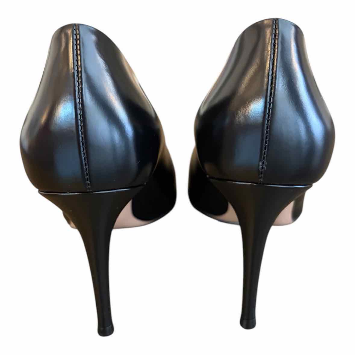 Gianvito Rossi Black Size 39 Robbie Heels