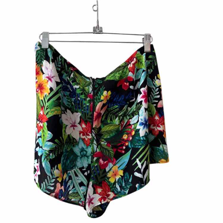 Show Me Your MuMu Black Multi Size L Shorts