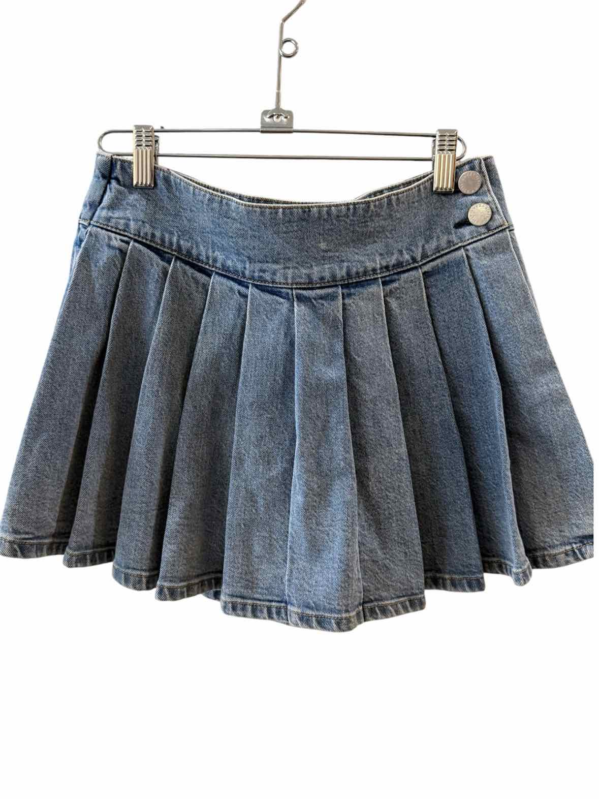 alice + olivia jeans Medium Wash Size 29 Skort