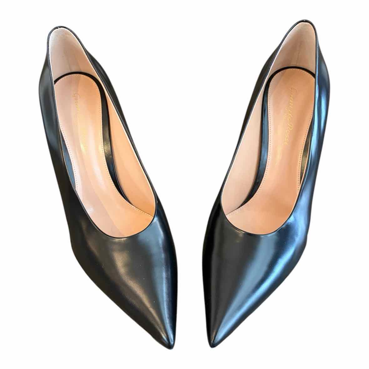 Gianvito Rossi Black Size 39 Robbie Heels