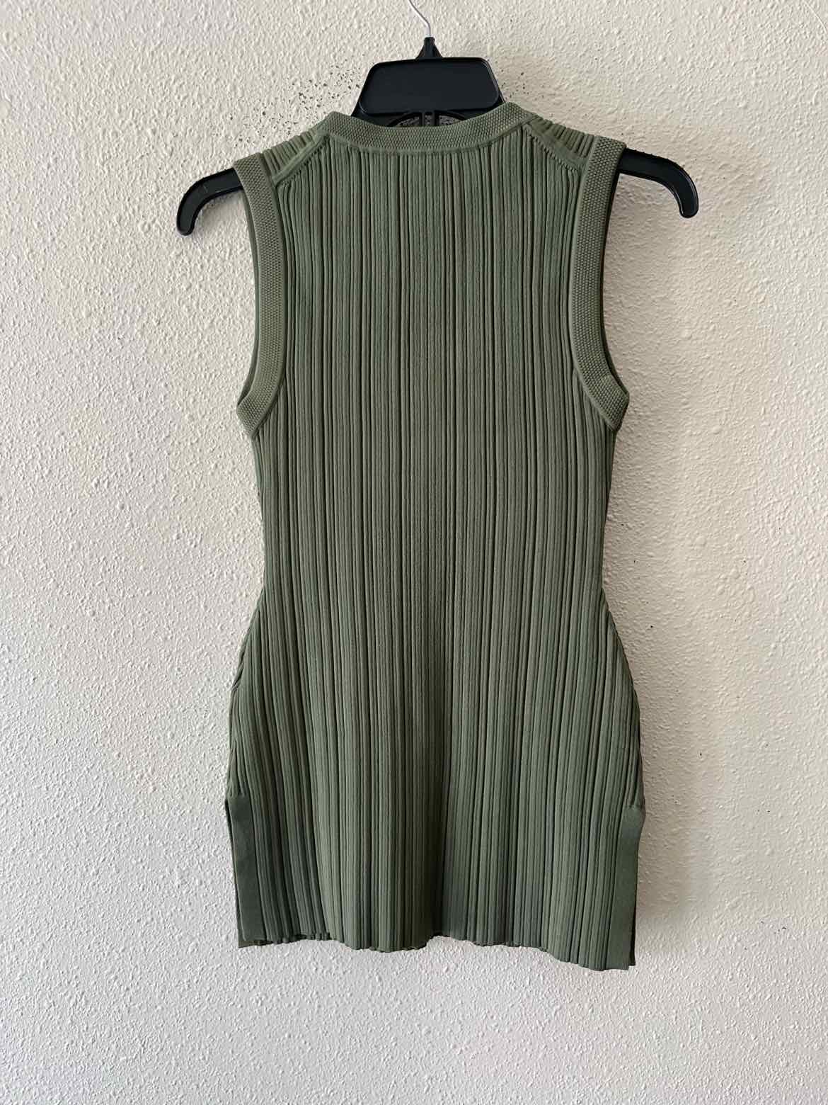 Veronica Beard Olive Size XS Shell