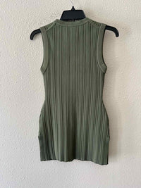 Veronica Beard Olive Size XS Shell