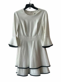 eliza J White and black Size 8P Dress
