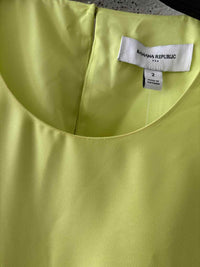 Banana Rep. Factory Lime Size 2 Dress