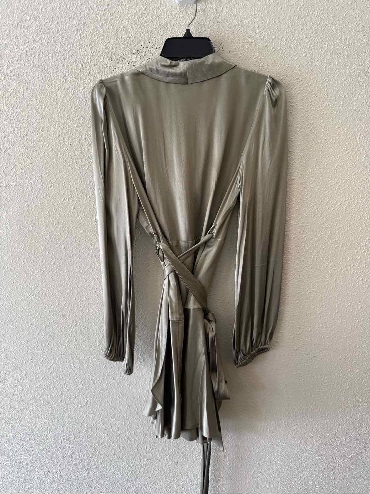 Shona Joy Sage Size 8 Dress
