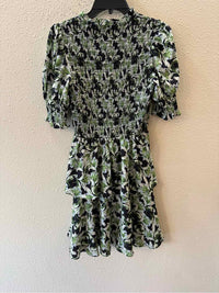 En Saison Black and Green Size M Dress