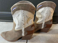 Dolce Vita Beige Multi Size 6 Shoes