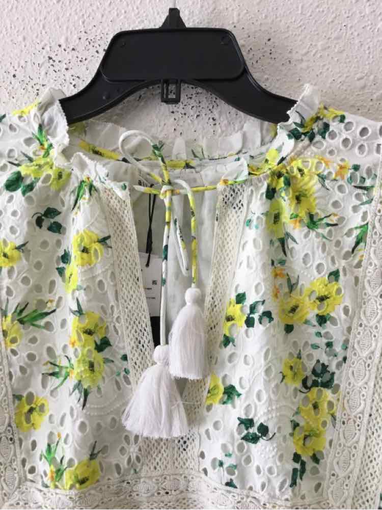 alice + olivia White and Yellow Size L Shirt