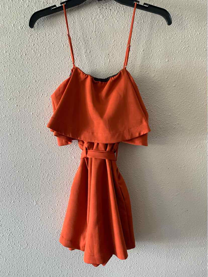Hemline Rust Size S Romper