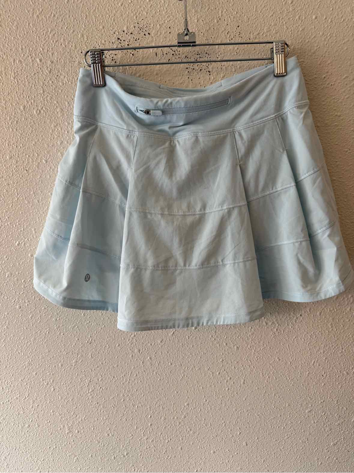 Lululemon Light Blue Size 4 Skort