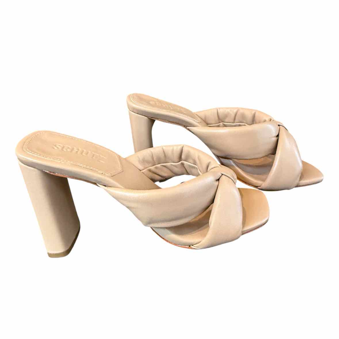 Schutz Nude Size 6 Shoes