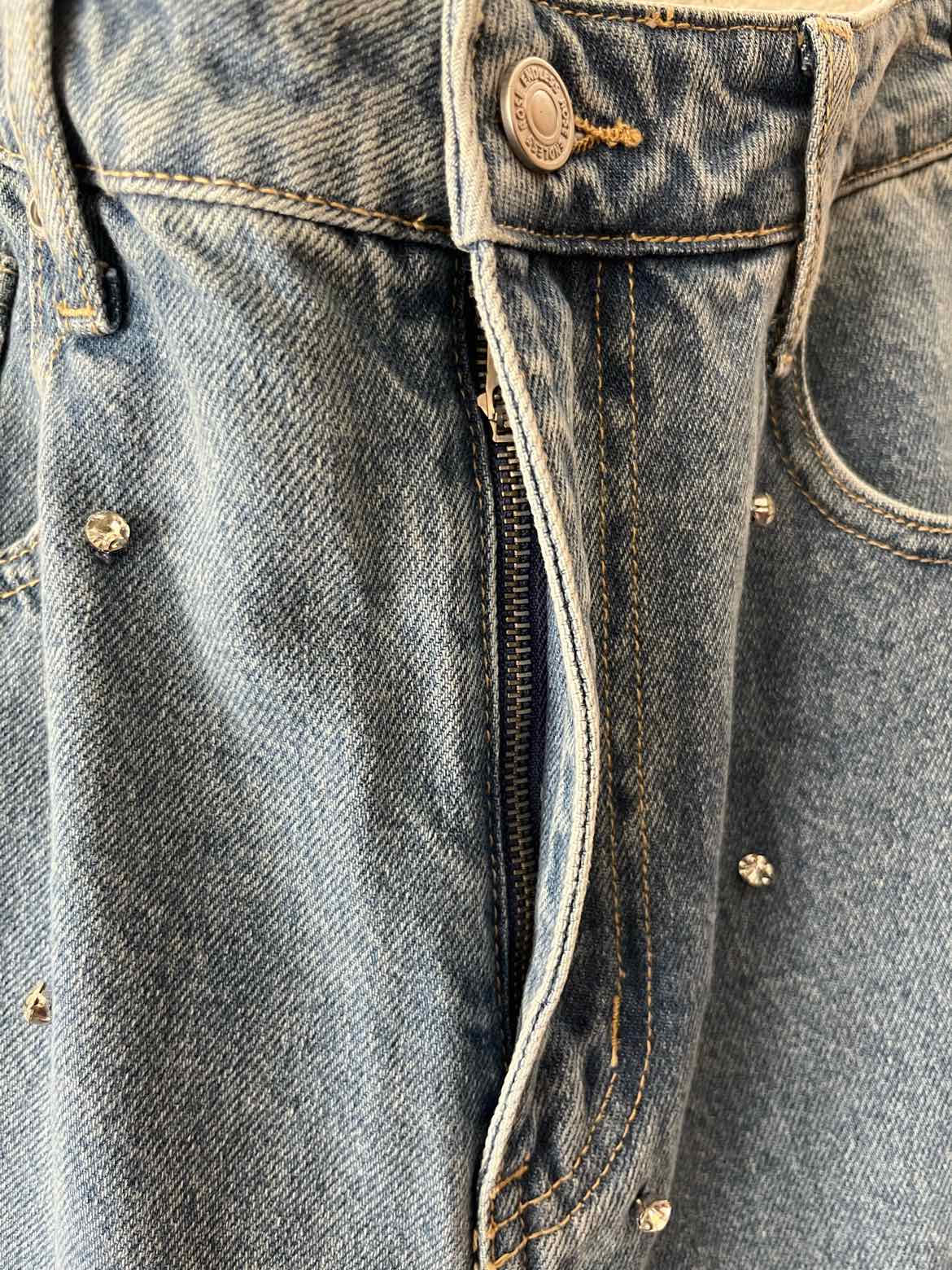 Endless Rose Medium Wash Size L Jeans