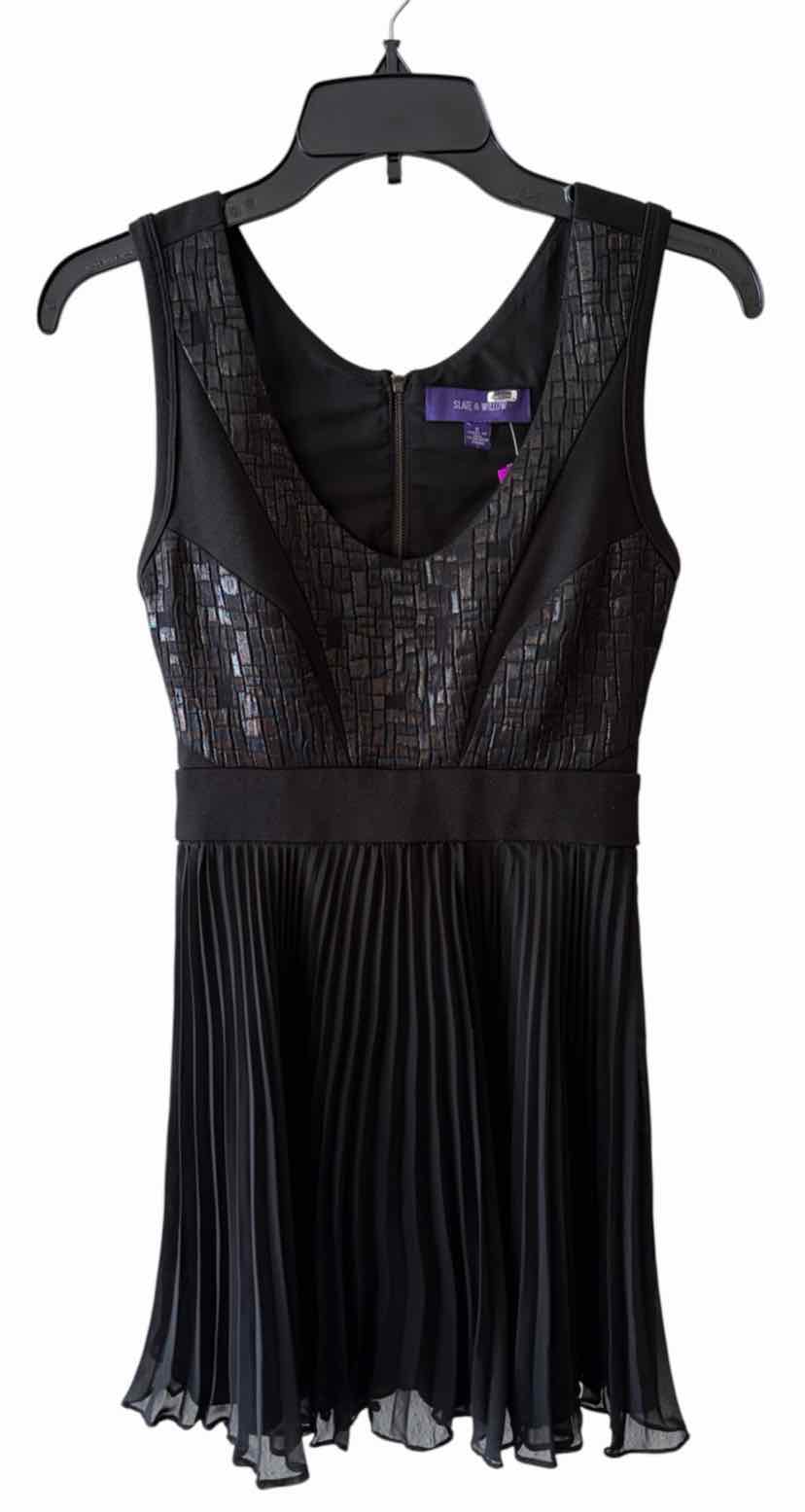 Slate & Willow Black Size 0 Dress