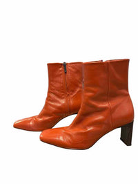 Flattered Orange Size 6 Shoes
