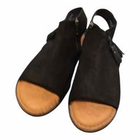 Born Black Size 8 Shoes