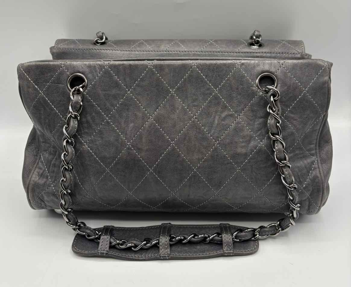 Chanel Quilted Ritz Flapbag grey Handbag – Swap Boutique