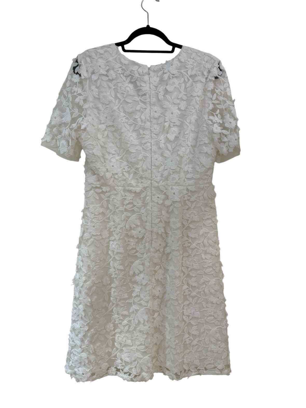 Adrianna Papell White Size 44 Dress