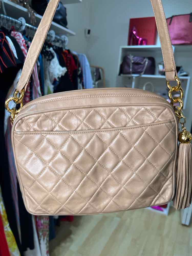 Chanel Crossbody biege Handbag