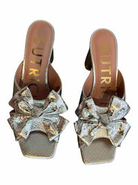 BUTRICH Metallic Silver Size 39 Shoes
