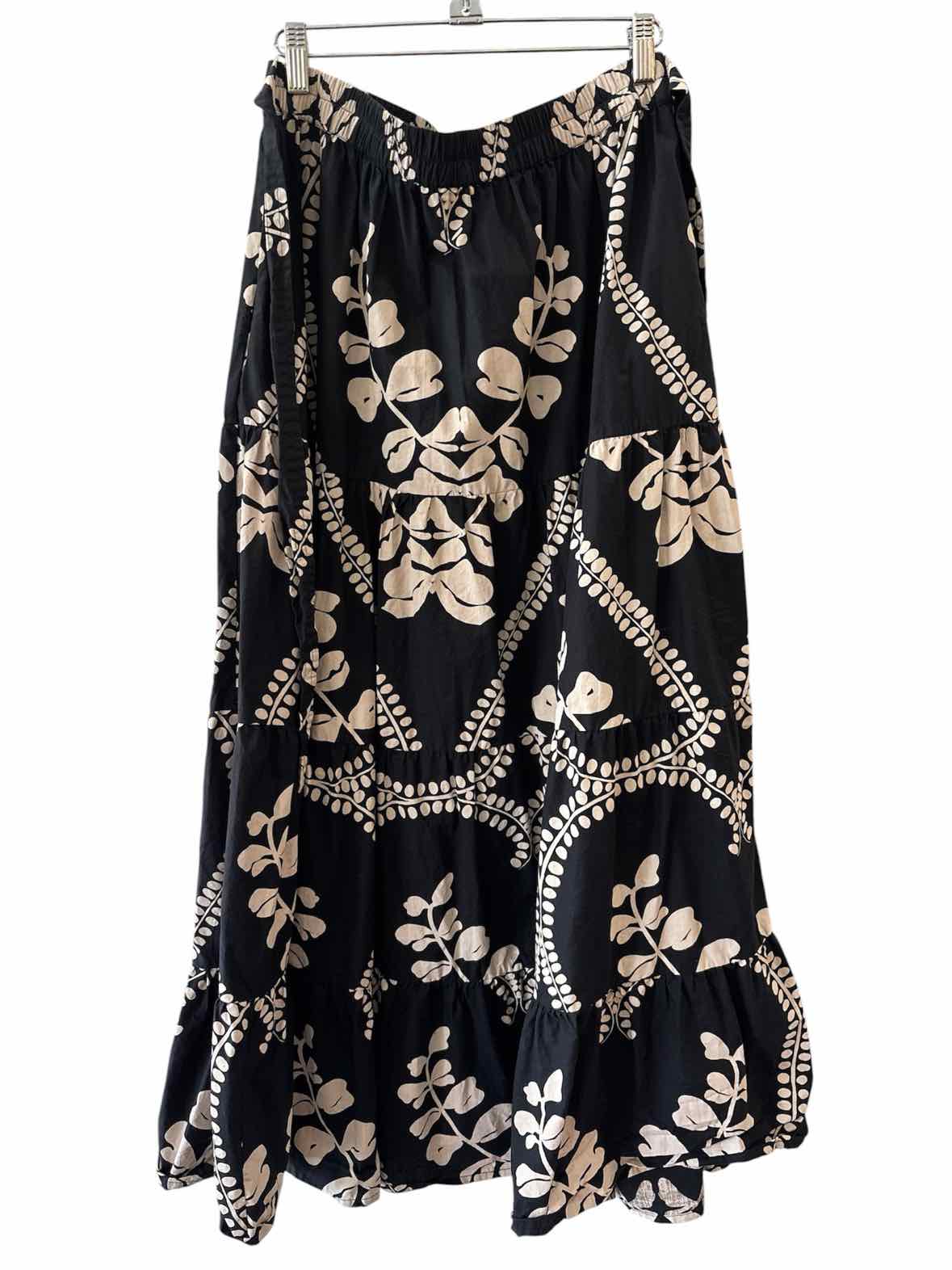 Beyond by Vera black and beige Size M Skirt