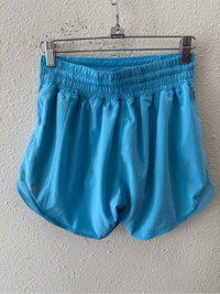 Lululemon Aqua Size 4 Shorts