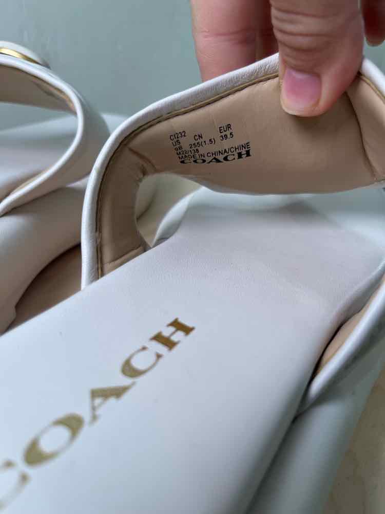 Coach White Size 9 Shoes