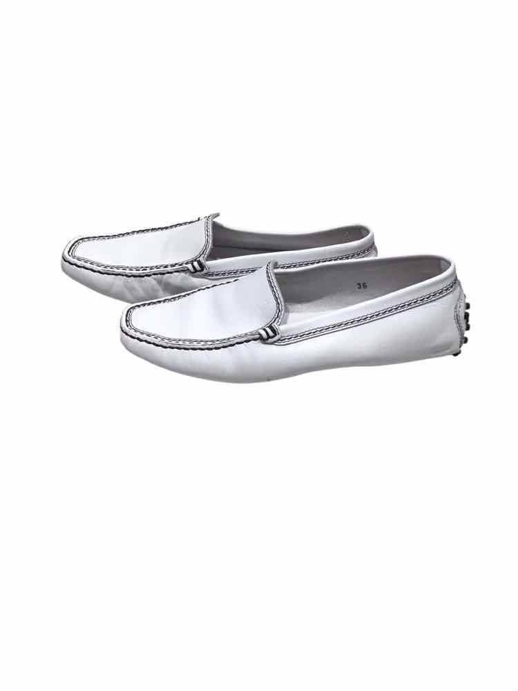 TODS White Size 36 Shoes