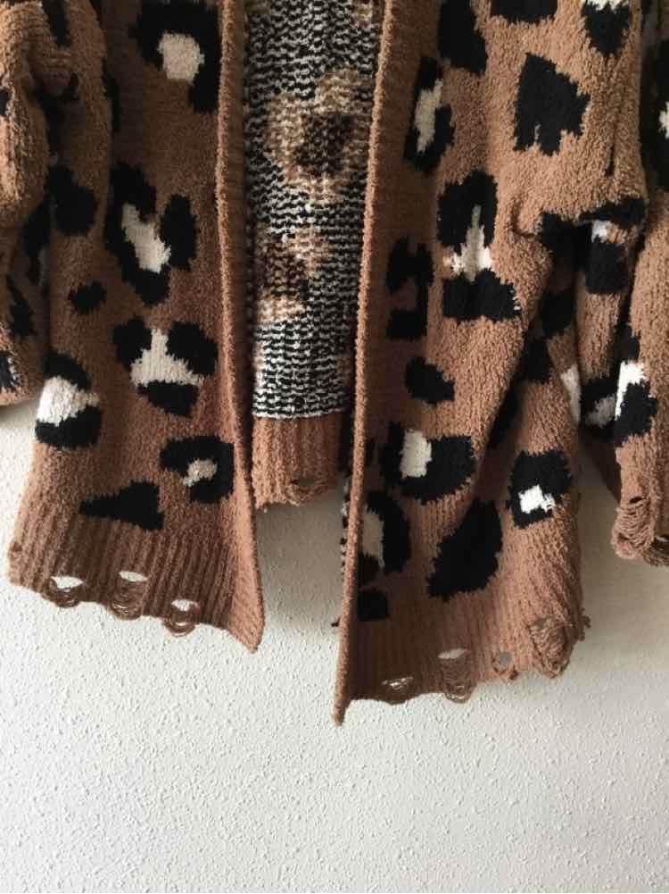 A beautiful soul Brown and black Size x Sweater