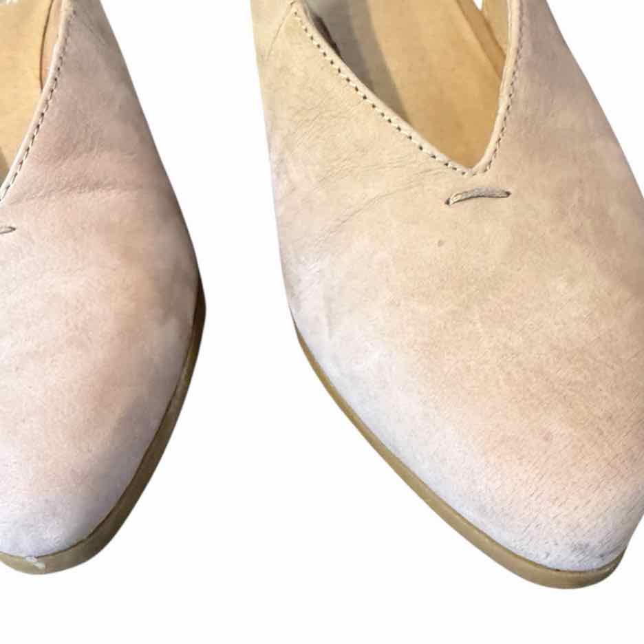 Eileen Fisher Beige Size 6.5 Shoes