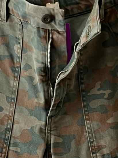 AMO Army Green Size 29 Jeans