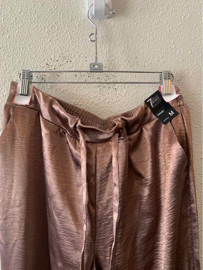 New York and Co. Bronze Size M Pants