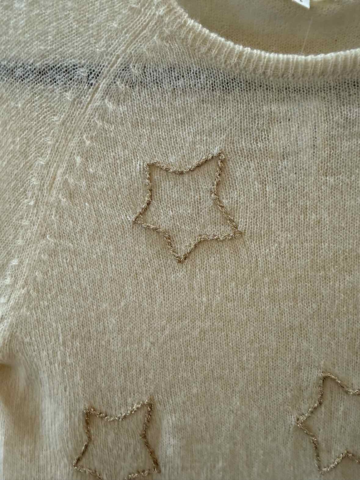 JEFF Cream and Gold Size 2 Sweater