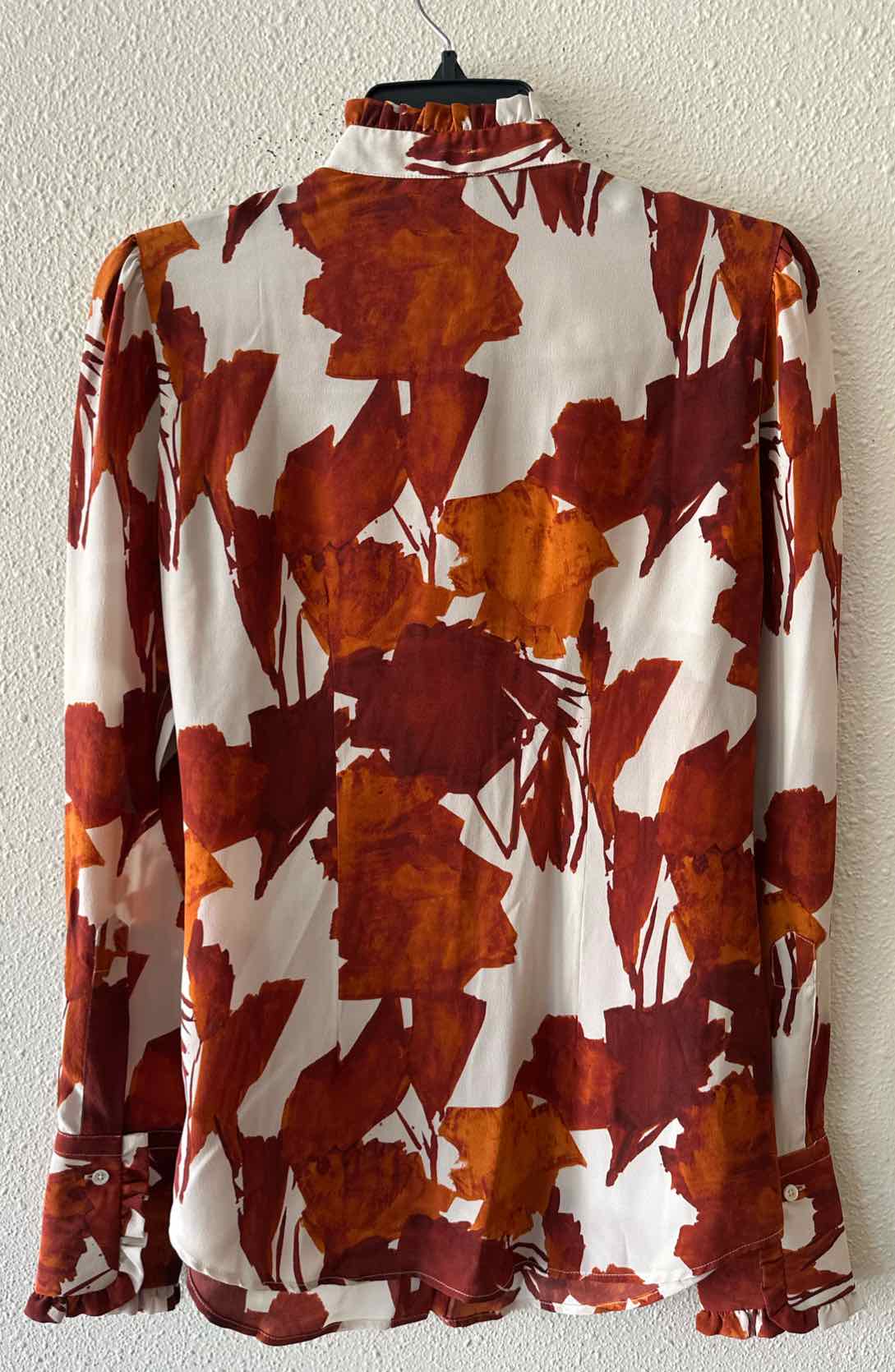 Sara Roka Ivory and Brown Size No Label Shirt