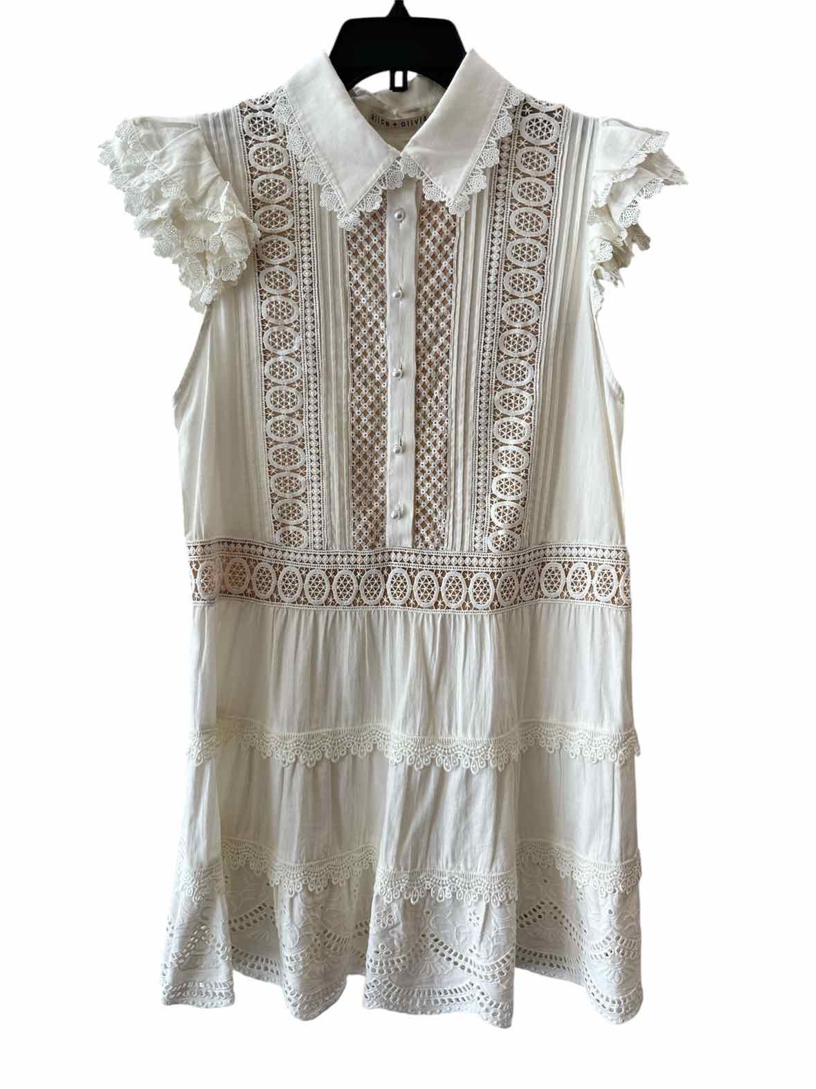 alice + olivia Cream Size 4 Dress