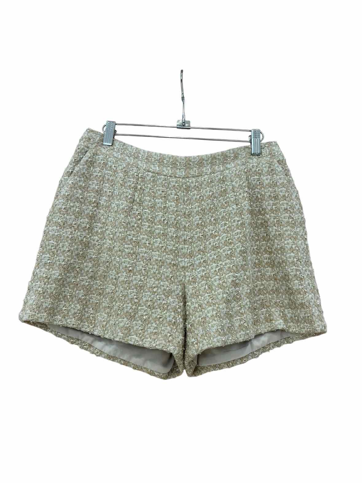 L'Agence Cream and Gold Size 6 Shorts