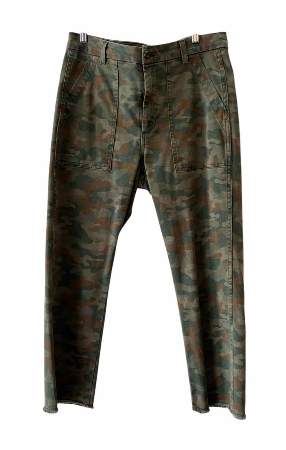 AMO Army Green Size 29 Jeans