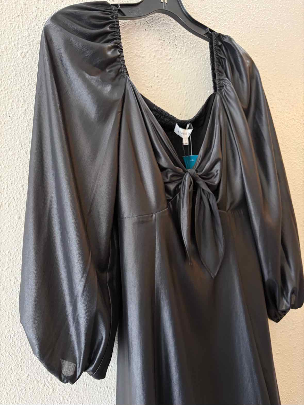 Gianni Bini Liquid Black Size 2 Dress