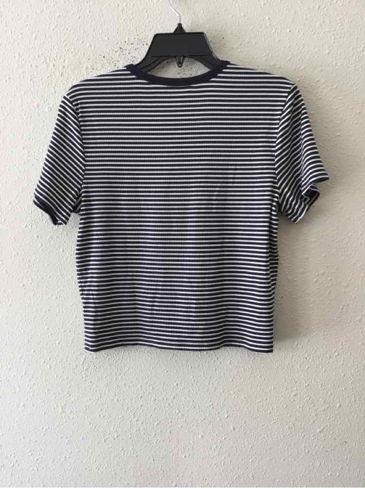 Athleta Navy and White Size L Shirt