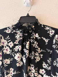Sanctuary Black & White Size M Blouse