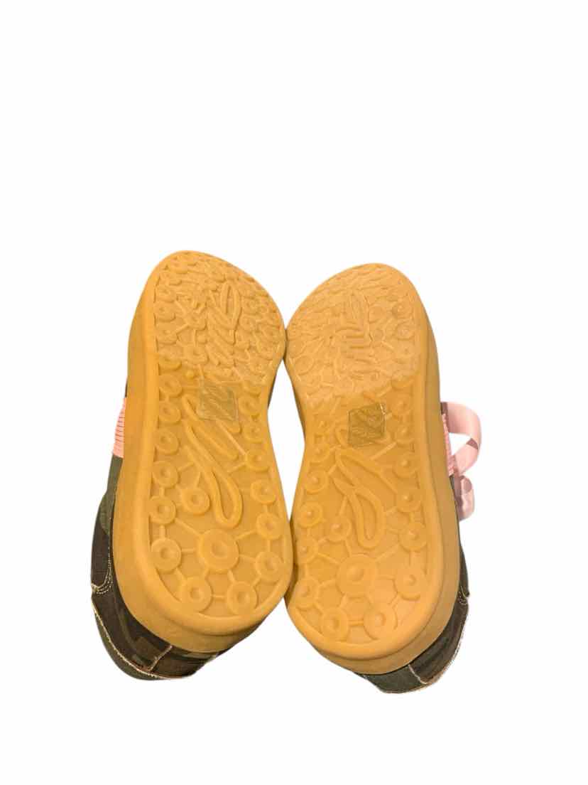 Mi.iM Camo Size 11 Shoes