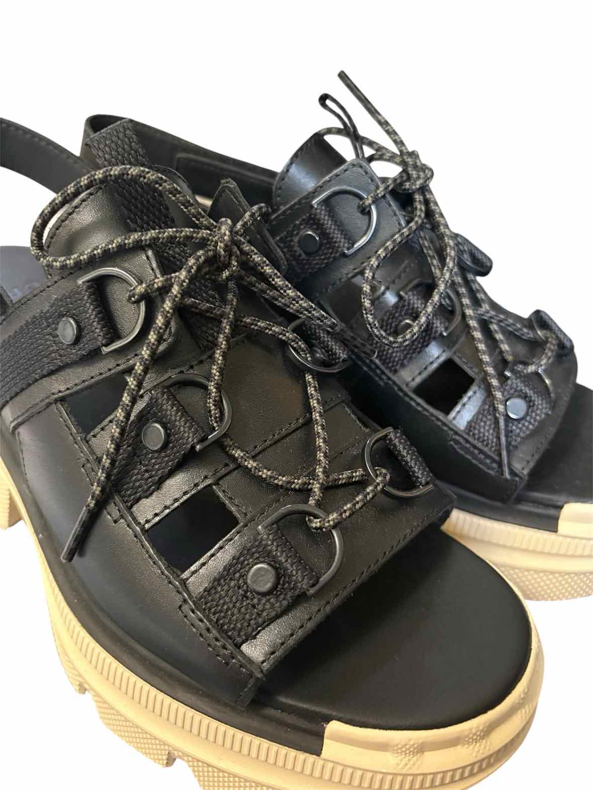 Sorel Black and white Size 8.5 Shoes