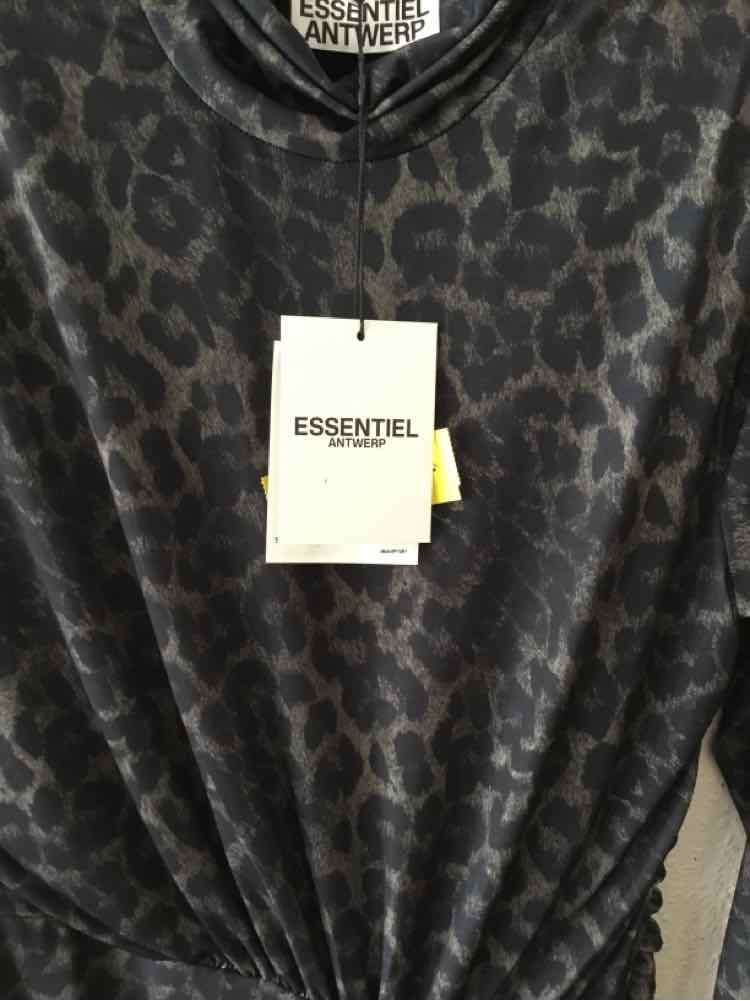 Essential Antwerp Black and Green Size S Dress