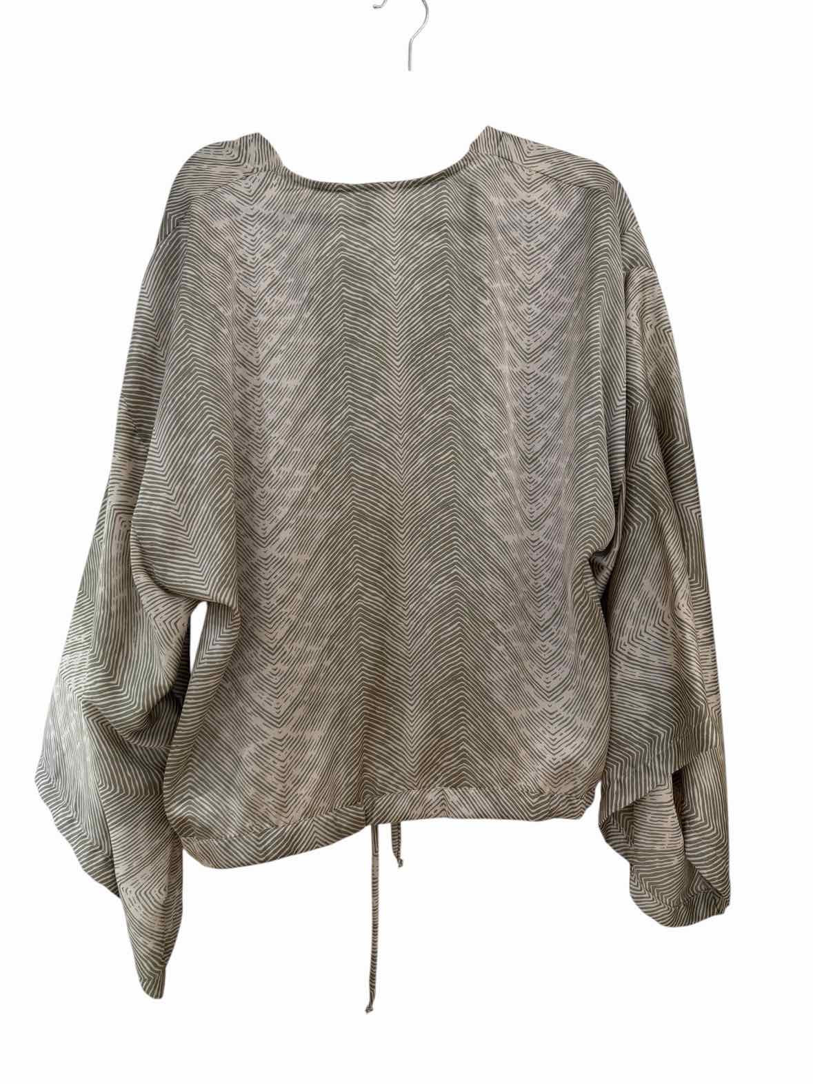Alexis Sage Size S Shirt