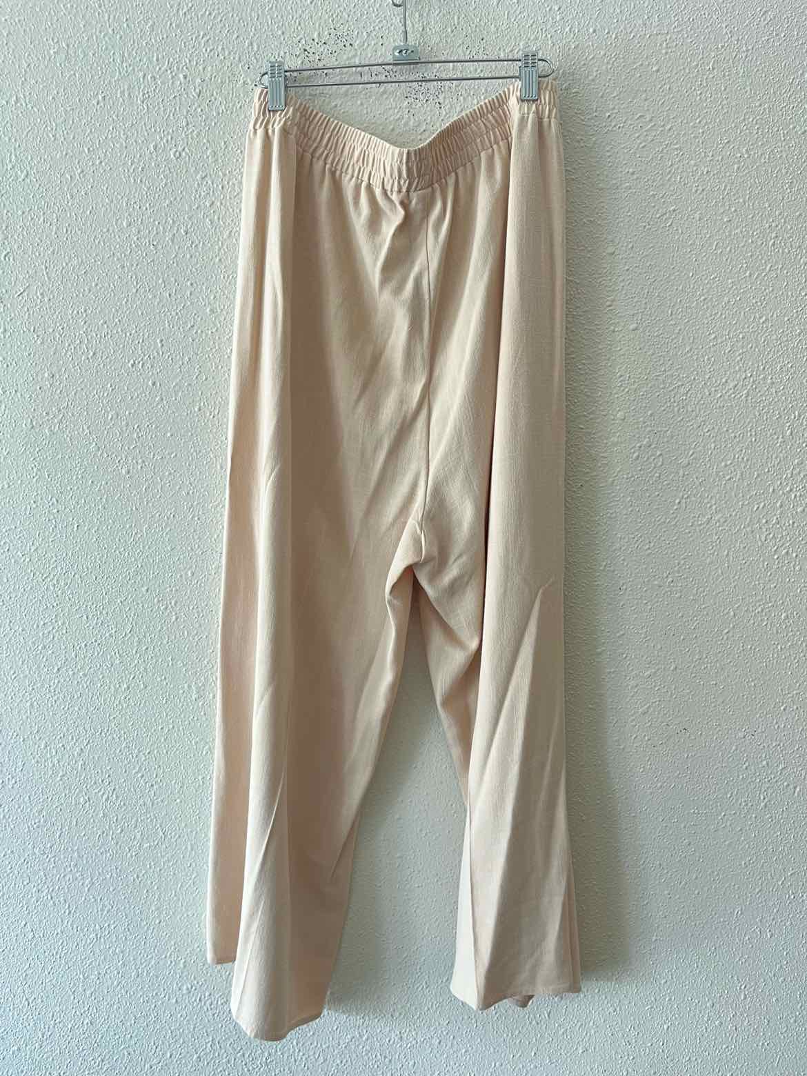 Anrabess Tan Size L 2PC Ensemble