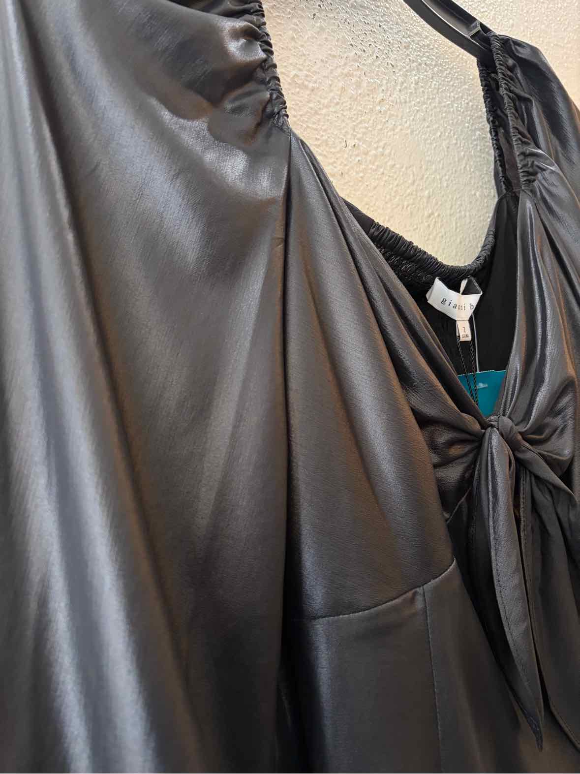 Gianni Bini Liquid Black Size 2 Dress