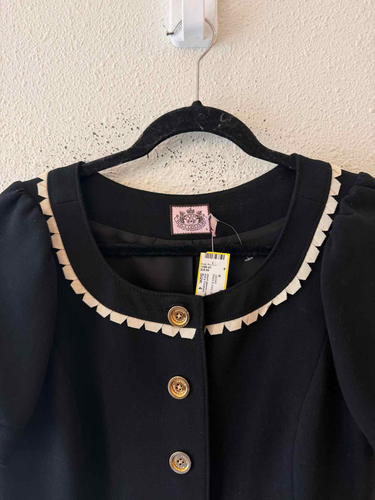Juicy Couture Black & Ivory Size 4 Jacket