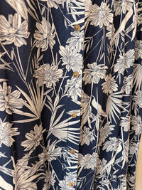 C & C California Navy and White Size M Skirt