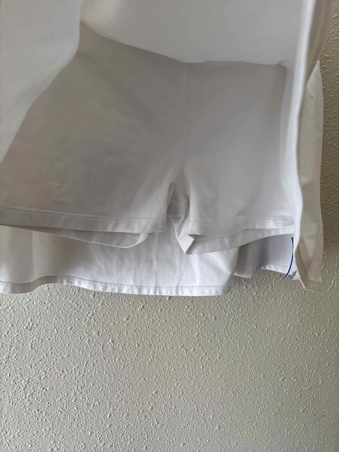 Beyond Yoga White Size M Skort