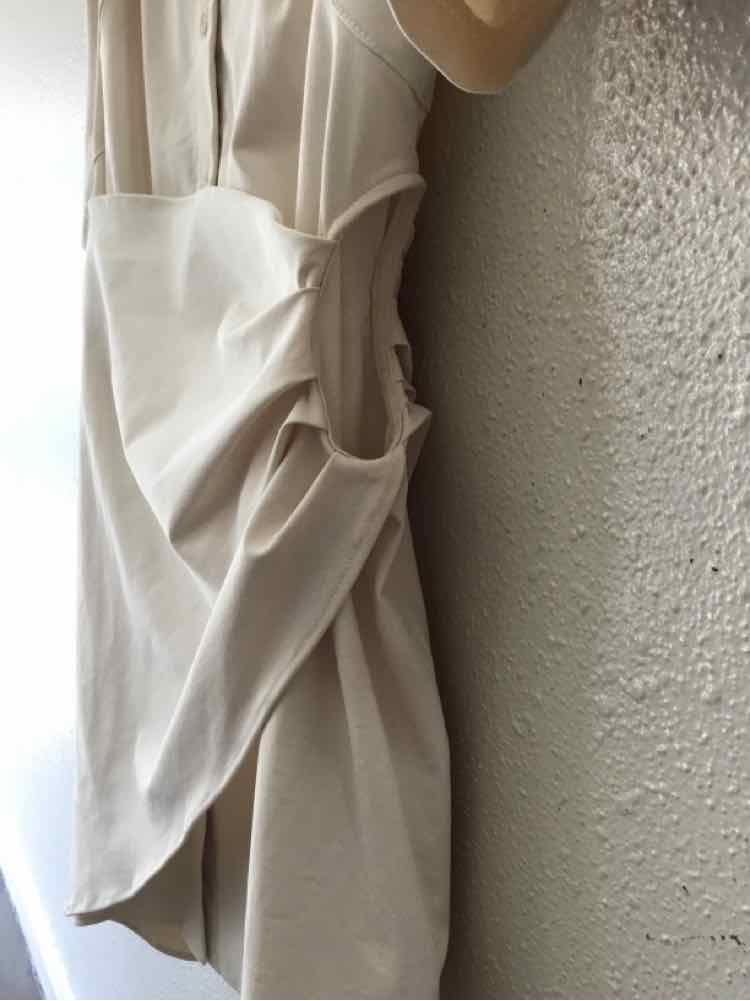 Jacquemus Ivory Size 46 Dress